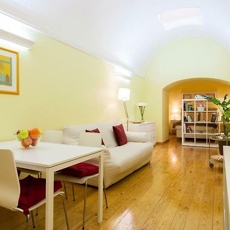 Joivy Chic Studio In Baixa, 5Mins To Arco Da Rua Augusta Apartment Lisbon Luaran gambar